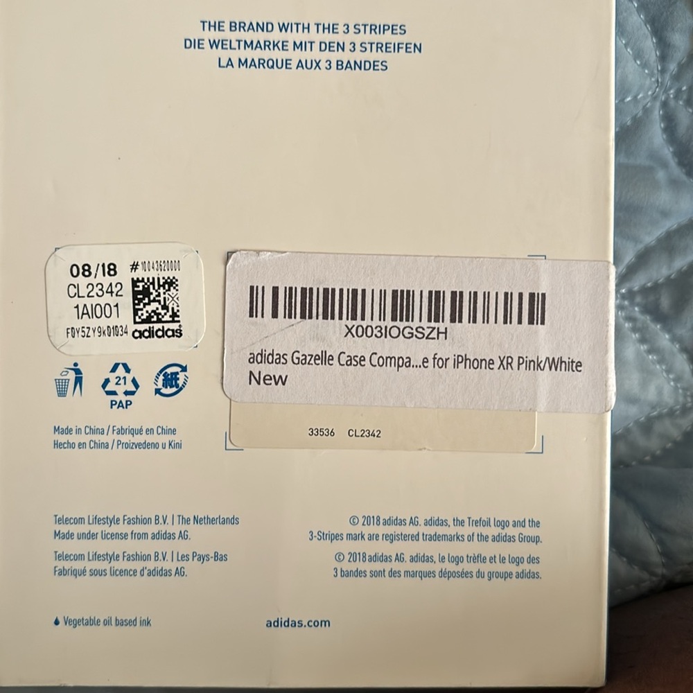 ADIDAS 3 STRIPES SNAP CASE FOR IPHONE XR - Picture 3 of 4